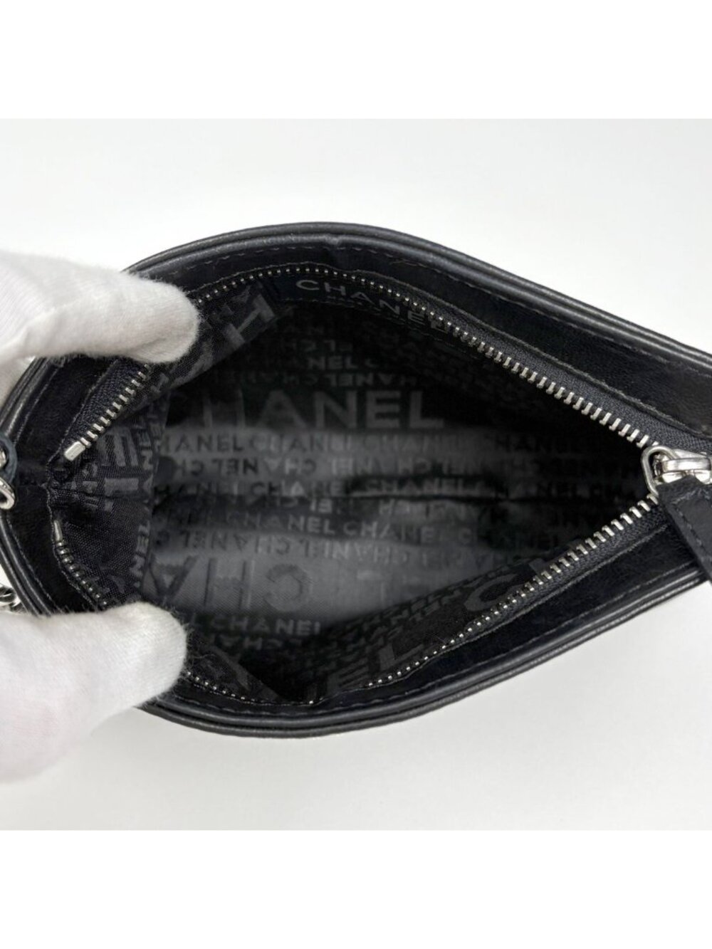 Chanel Logo Che Handbag Pouch Leather Black - Picture 7 of 8